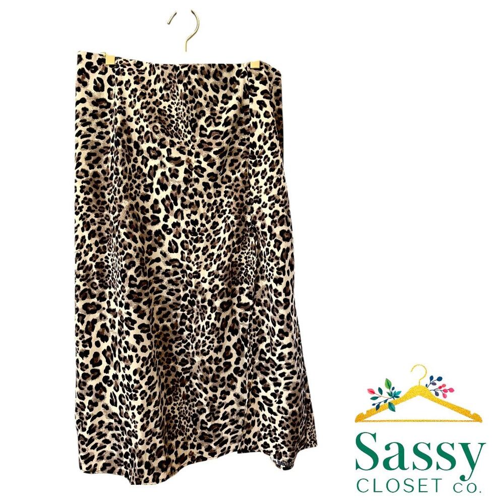 SHEIN Curve Leopard A‑Line Midi Skirt Elastic Waist Front Slit Women’s 0X EUC